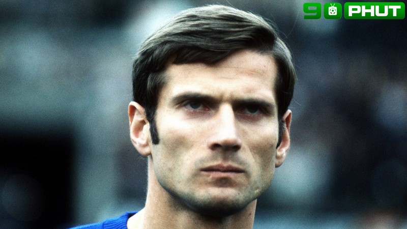 Giacinto Facchetti, hậu vệ trái người Ý Giacinto Facchetti, hậu vệ trái người Ý